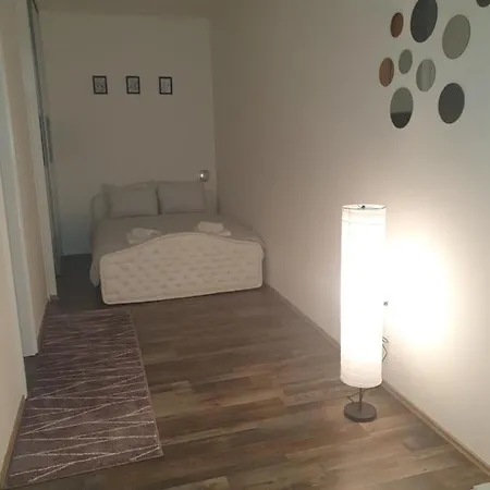 Stan Na Dan Lavanda Bosanska Gradiška